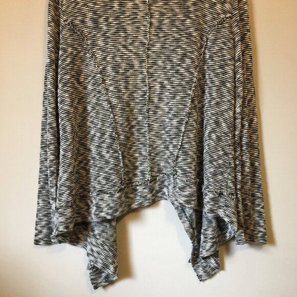 Marled Monochrome Handkerchief Hem Open Cardigan - Picture 8 of 13